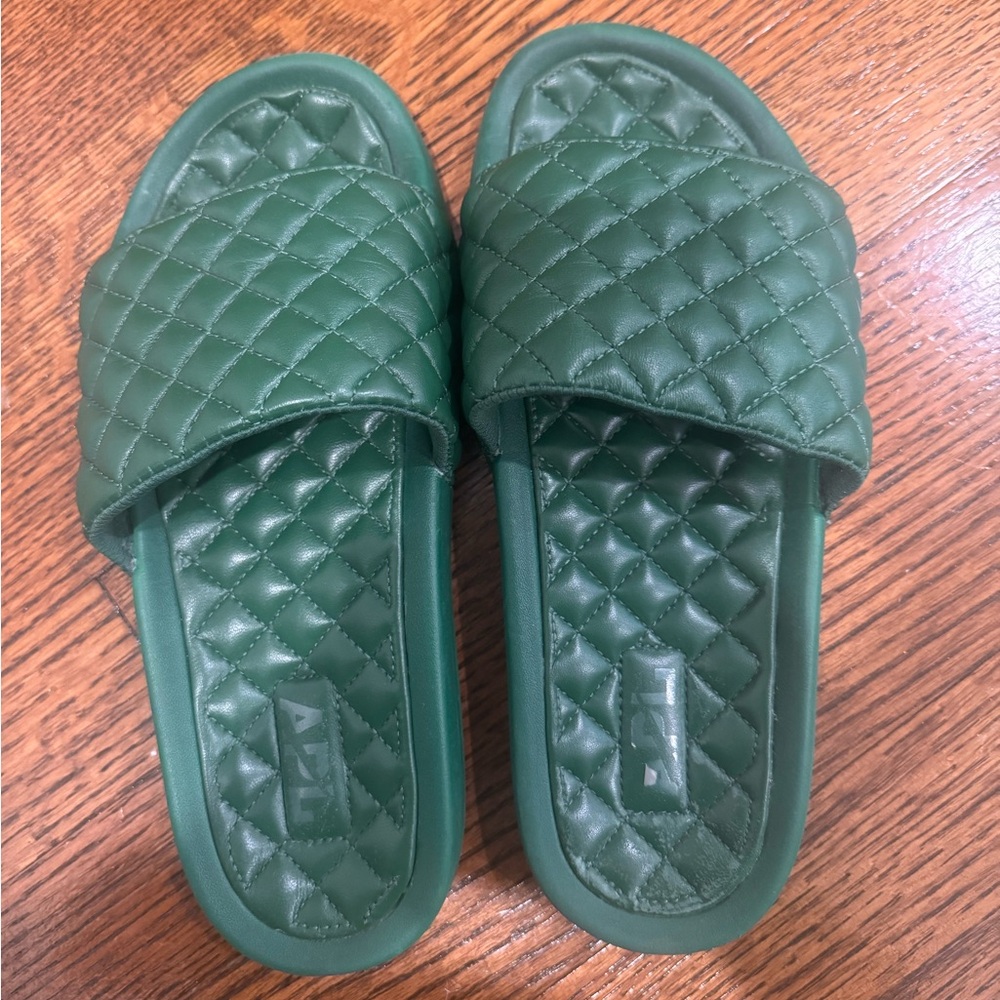 APL Lusso Slides - Green